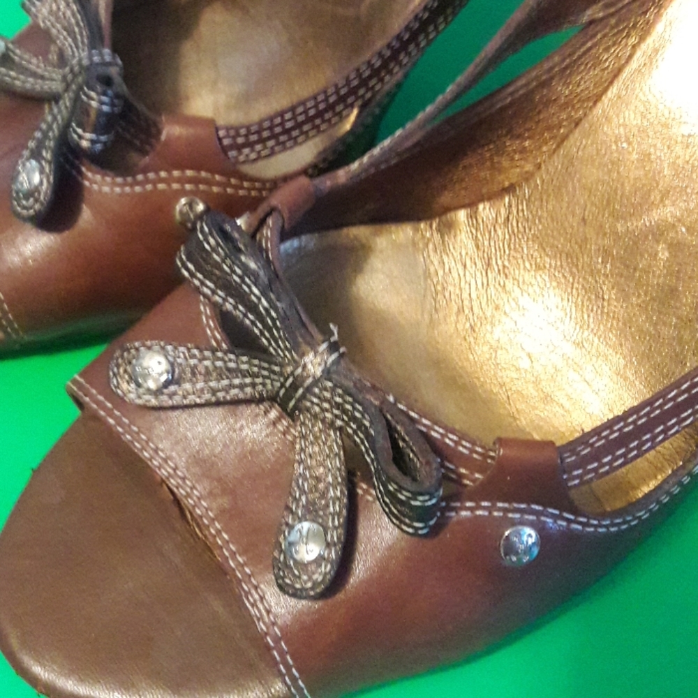 Cole Haan open toe pump - Picture 2 of 6